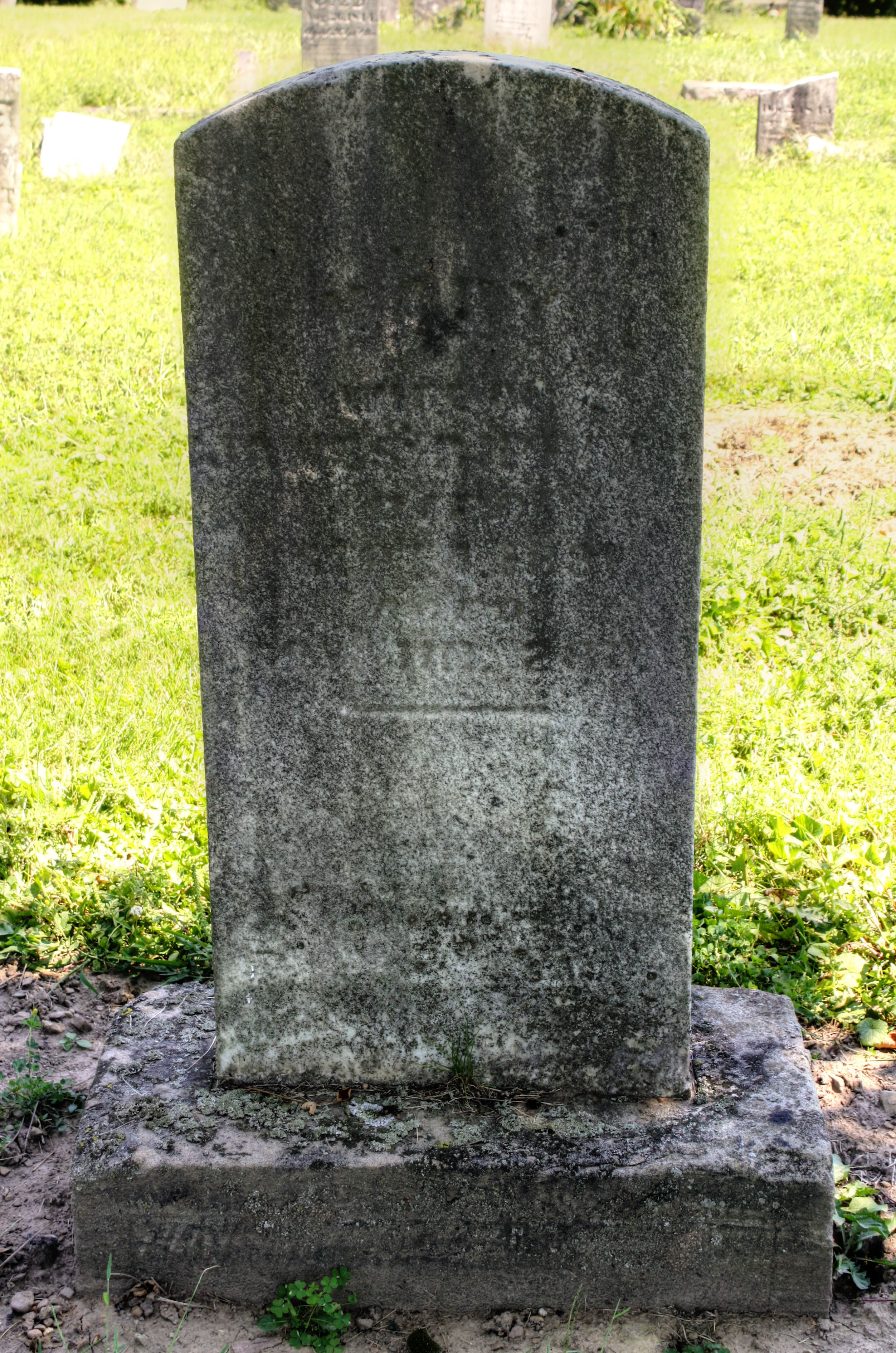 Mary Holmes gravestone