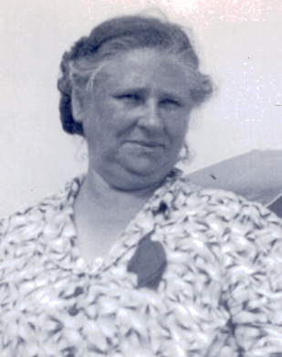 Portrait photograph of Eva (Douse) Rice